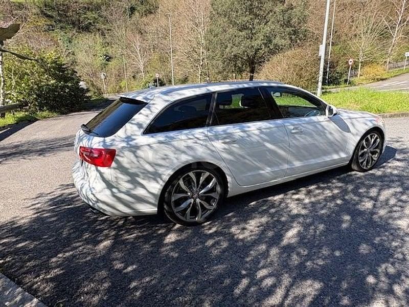 Usado Audi A6 Comfort 245 CV (180 kW) 2013 Blanco Familiar