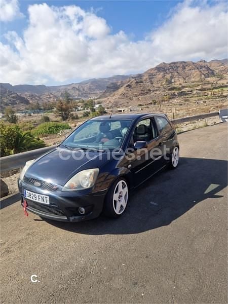 Usado Ford Fiesta ST 150 CV (110 kW) 2007 Negro Utilitario