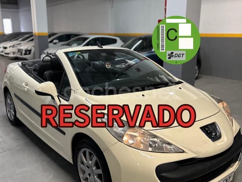 Beige Usado 2007 Peugeot 207 CC Descapotable | 4890 € (Precio justo) - Imagen 1/4