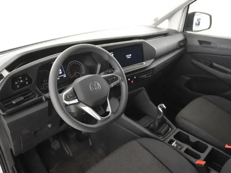 Usado VW Caddy 102 CV (75 kW) 2024 Blanco Monovolumen