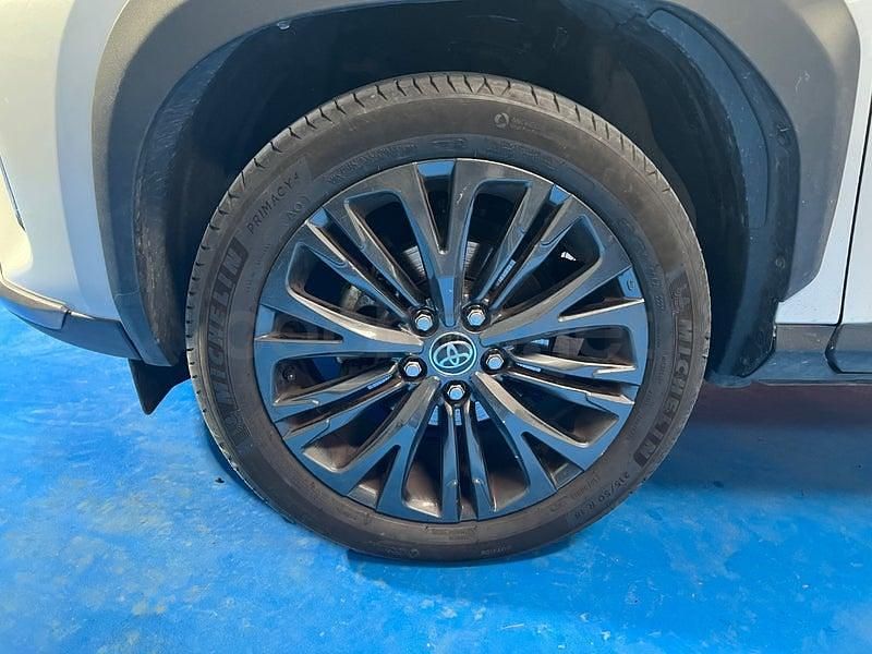 Usado Toyota Yaris Cross Plus 116 CV (85 kW) 2022 Blanco SUV