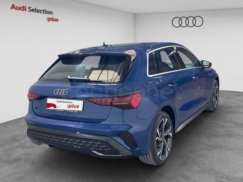 Usado Audi A3 S-Line 204 CV (150 kW) 2025 Azul Berlina