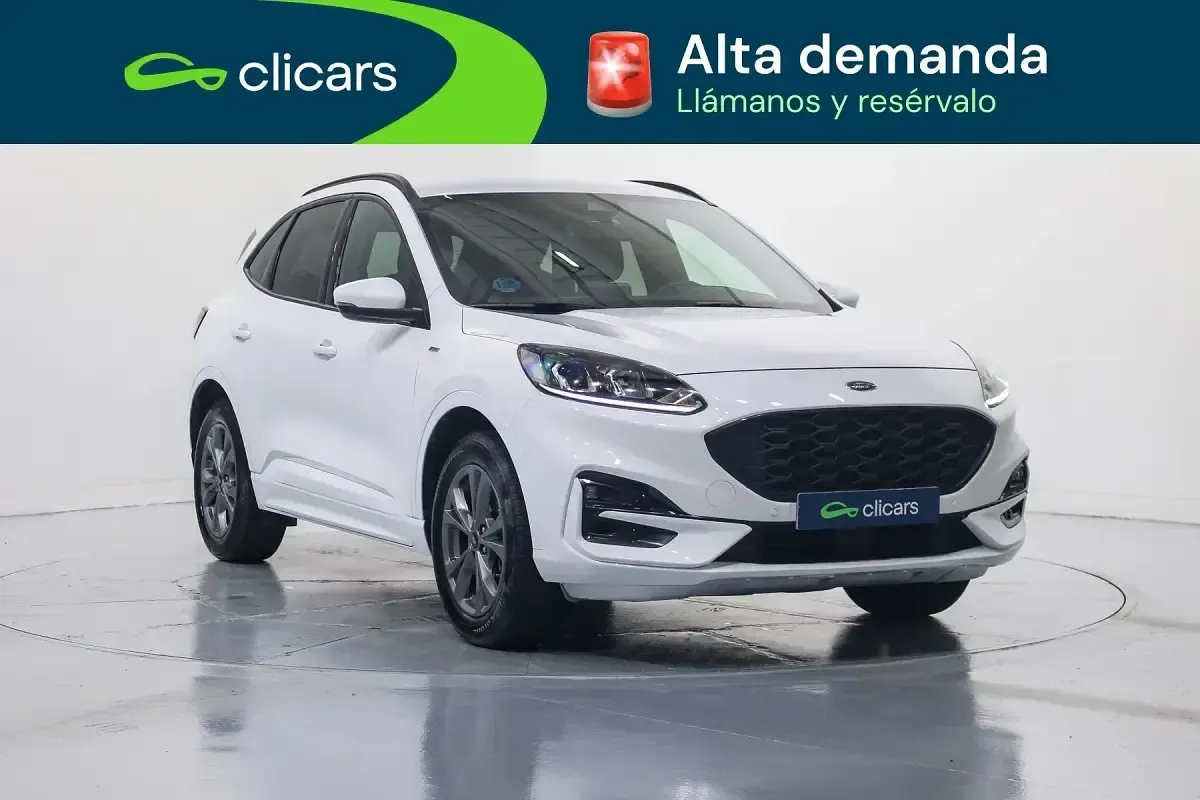 Usado Ford Kuga ST-Line 191 CV (140 kW) 2022 Blanco SUV