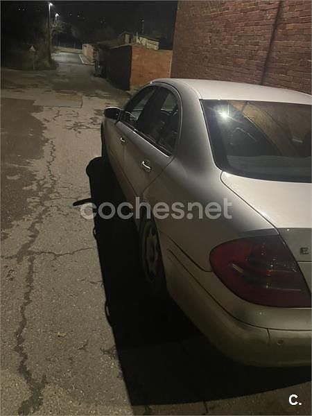 Gris / plata Usado 2003 Mercedes E270 Classic Berlina | 4500 € (Precio justo) - Imagen 1/4
