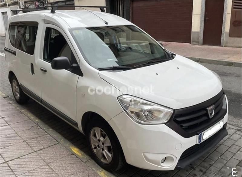 Usado Dacia Dokker 90 CV (66 kW) 2015 Blanco Monovolumen