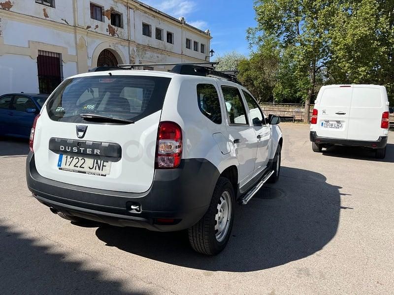 Usado Dacia Duster Lauréate 125 CV (91 kW) 2016 Blanco SUV