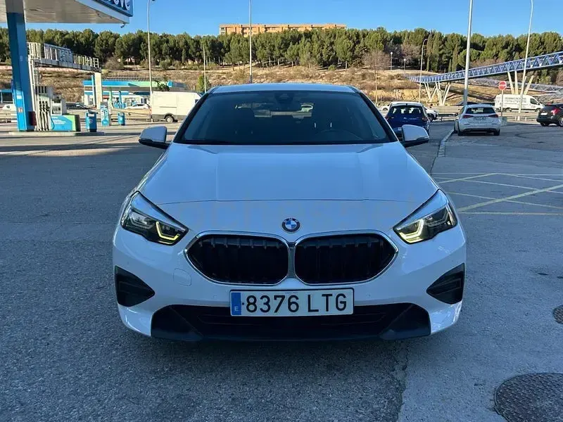 Usado BMW 216 Comfort Edition 116 CV (85 kW) 2021 Blanco Coupe