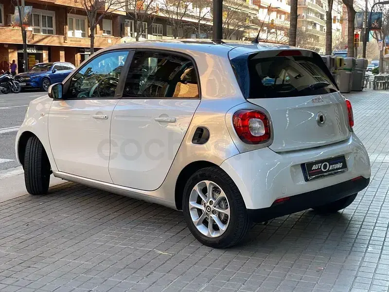 Usado Smart ForFour Passion 71 CV (52 kW) 2015 Blanco Utilitario