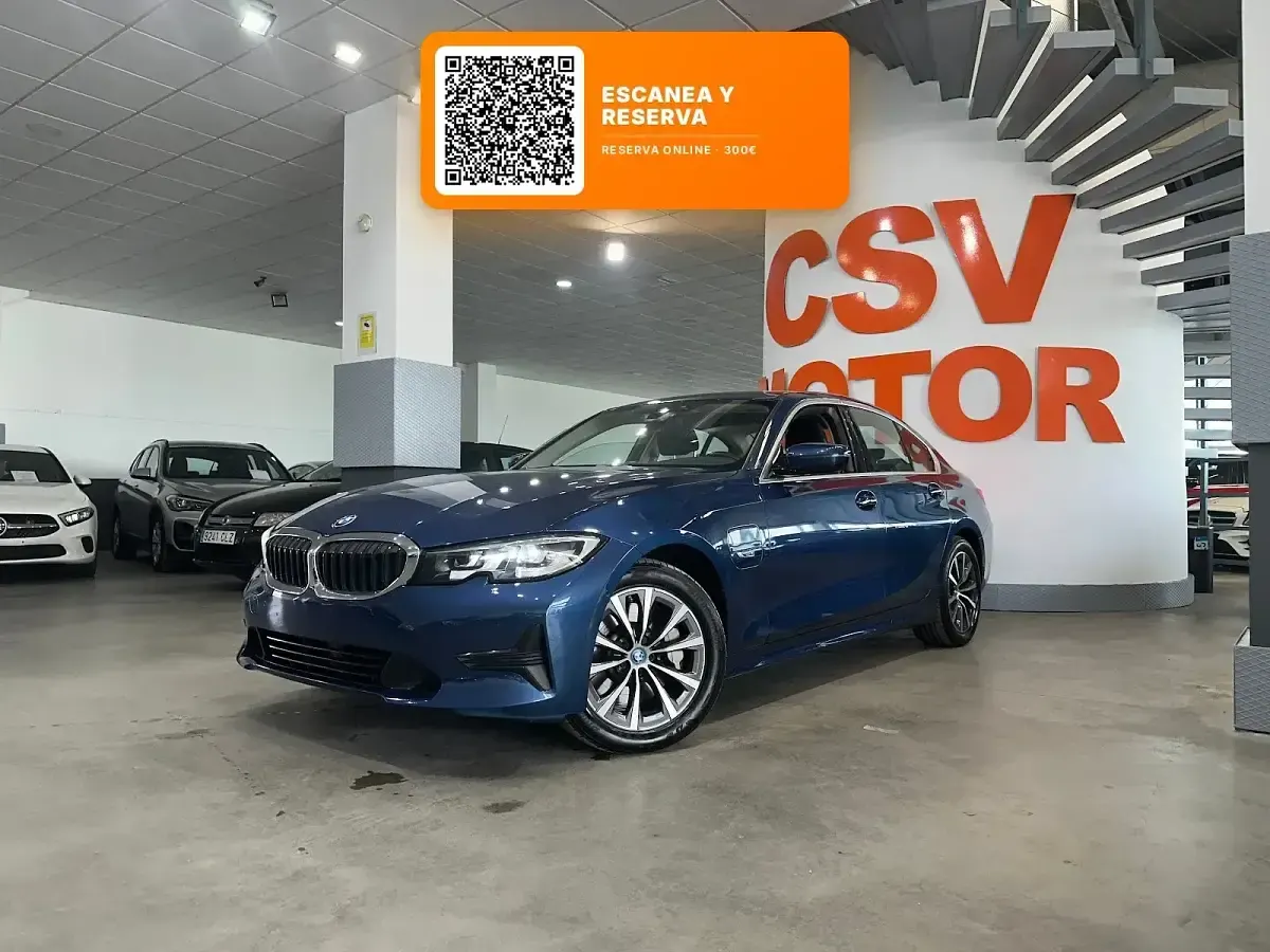 Usado BMW 330e Comfort Edition 292 CV (214 kW) 2022 Azul Berlina