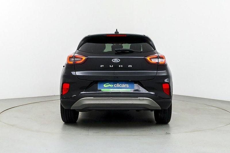 Usado Ford Puma Titanium 120 HP (88 kW) 2021 Preto SUV