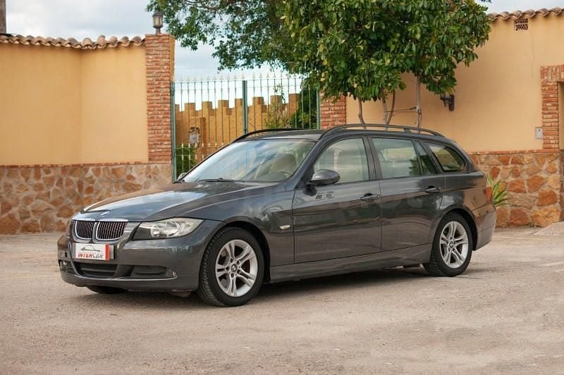Usado BMW 320 Comfort Edition 177 CV (130 kW) 2008 Gris / plata Familiar