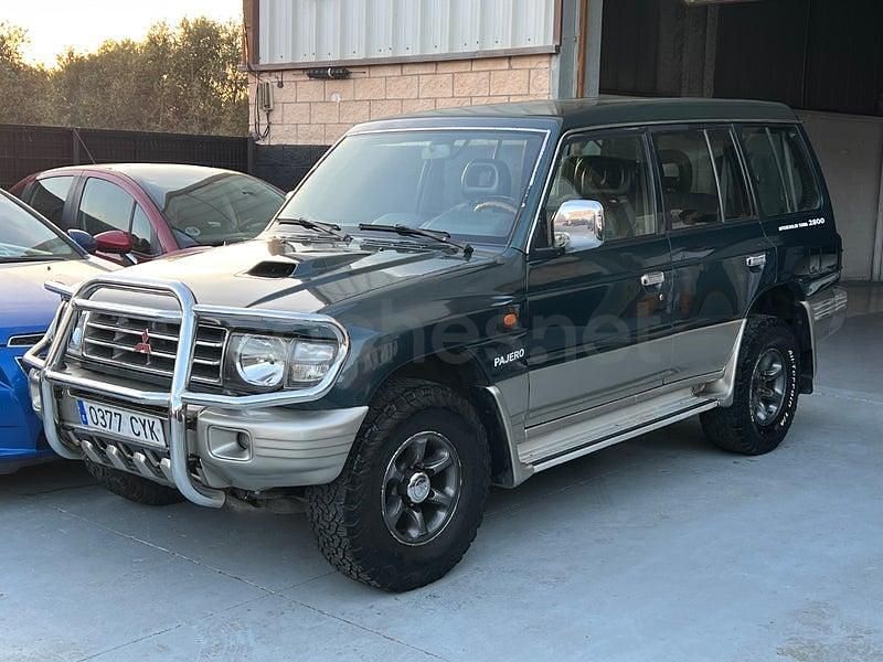 Usado Mitsubishi Montero Plus 125 CV (91 kW) 1999 Verde SUV