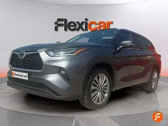 Usado Toyota Highlander Advance 246 CV (180 kW) 2022 Gris SUV