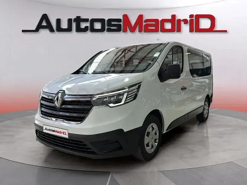Usado Renault Trafic 110 CV (80 kW) 2024 Blanco Monovolumen