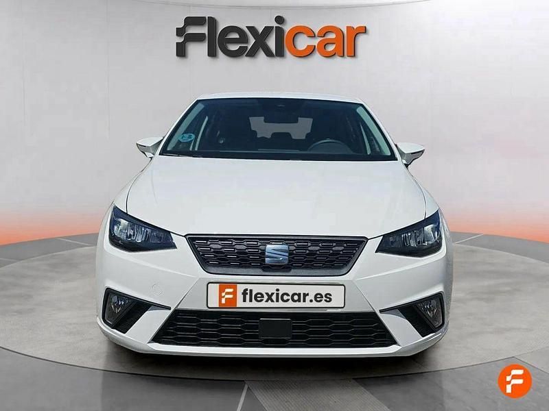 Usado Seat Ibiza Reference 80 CV (58 kW) 2021 Blanco Berlina