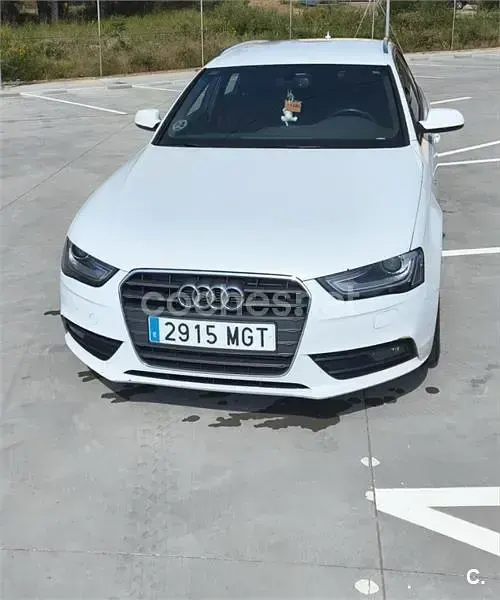 Usado Audi A4 S-Line 177 CV (130 kW) 2015 Blanco Familiar