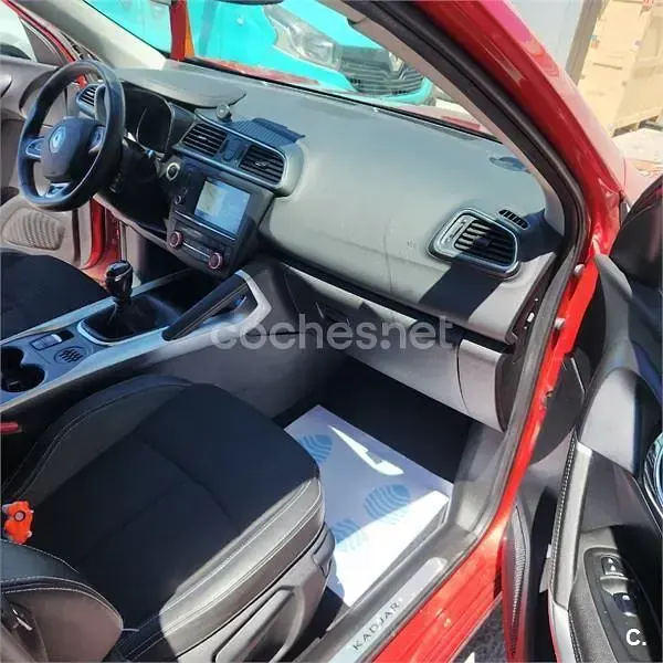Usado Renault Kadjar XMOD 130 CV (95 kW) 2016 Rojo SUV