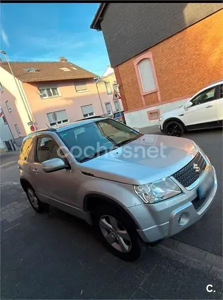Usado Suzuki Grand Vitara 129 CV (94 kW) 2009 Gris / plata SUV