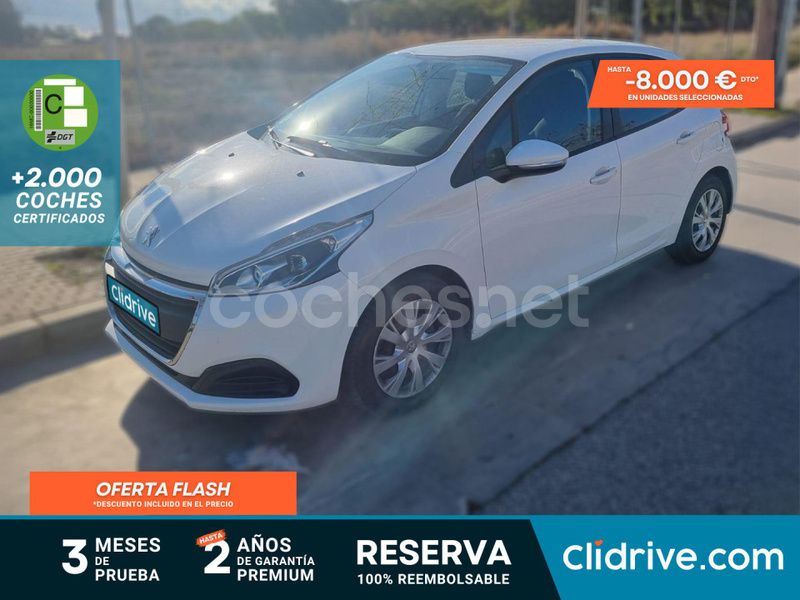 Blanco Usado 2019 Peugeot 208 Active Utilitario | 7990 € (Super precio) - Imagen 1/3