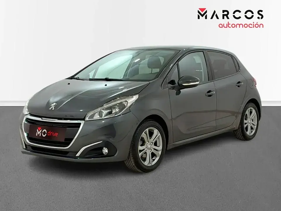 Usado Peugeot 208 Active 100 CV (73 kW) 2016 Utilitario