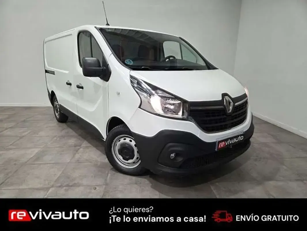 Usado Renault Trafic 120 CV (88 kW) 2021 Blanco Monovolumen
