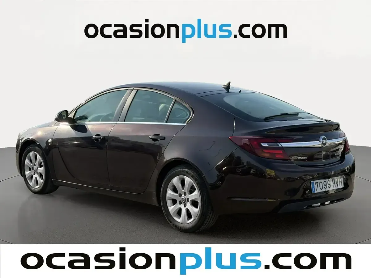 Usado Opel Insignia Selective 140 CV (102 kW) 2014 Marrón Berlina