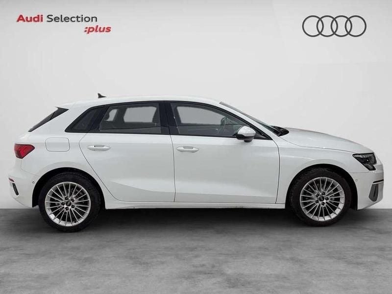 Usado Audi A3 Sportback Advanced 116 CV (85 kW) 2022 Blanco Utilitario