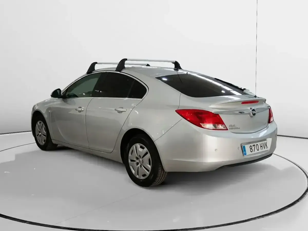 Usado Opel Insignia Selective 131 CV (96 kW) 2014 Gris Berlina