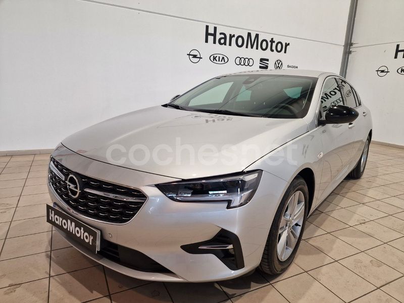 Usado 2022 Opel Insignia Business Berlina | 32.490 € - Imagen 1/1