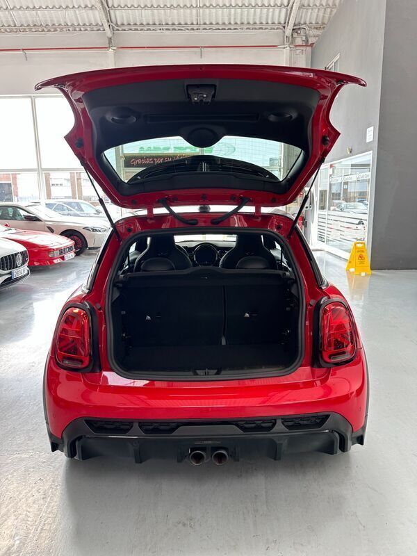 Rojo Usado 2021 Mini Cooper S Utilitario | 25.900 € (Precio justo) - Imagen 1/4
