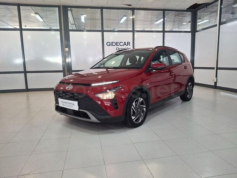 Usado Hyundai Bayon 100 CV (73 kW) 2022 Granate SUV