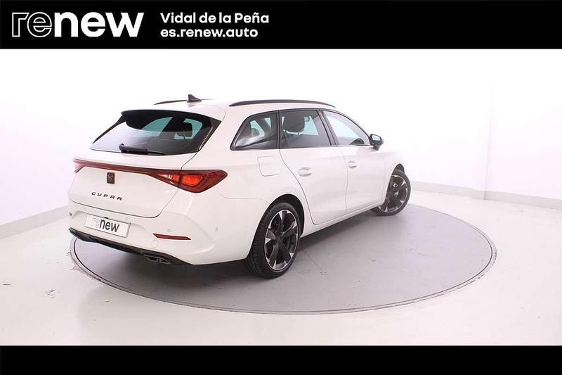 Usado Cupra Leon 150 CV (110 kW) 2024 Blanco Familiar