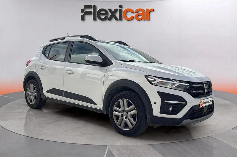Blanco Usado 2022 Dacia Sandero Expression Berlina | 10.490 € (Buen precio) - Imagen 1/4