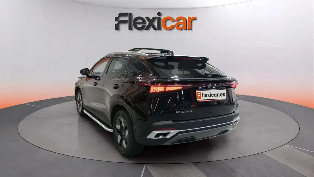 Usado Omoda 5 147 CV (108 kW) 2025 Negro SUV