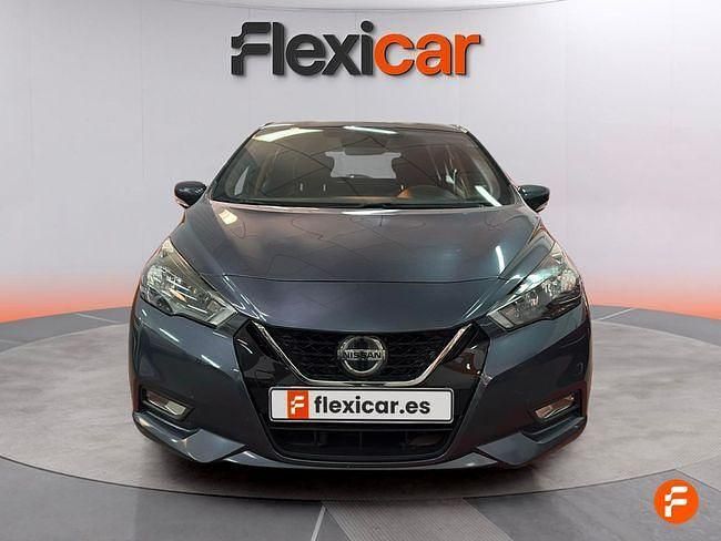 Usado Nissan Micra Acenta 92 CV (67 kW) 2021 Granate Utilitario
