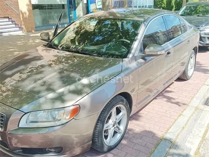 Usado Volvo S80 Executive 205 CV (150 kW) 2008 Beige Berlina