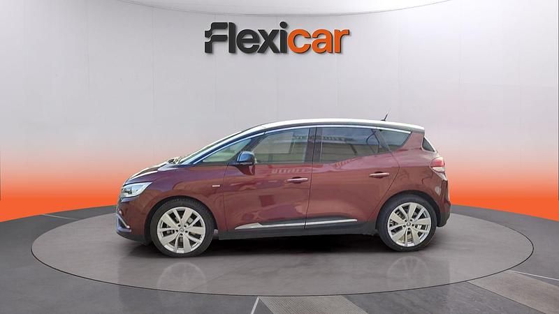 Usado Renault Scénic IV Zen 140 CV (102 kW) 2018 Rojo Monovolumen