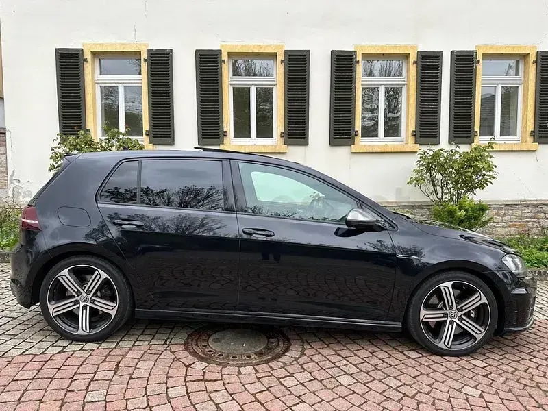 Usado VW Golf VII R 300 CV (220 kW) 2015 Negro Berlina