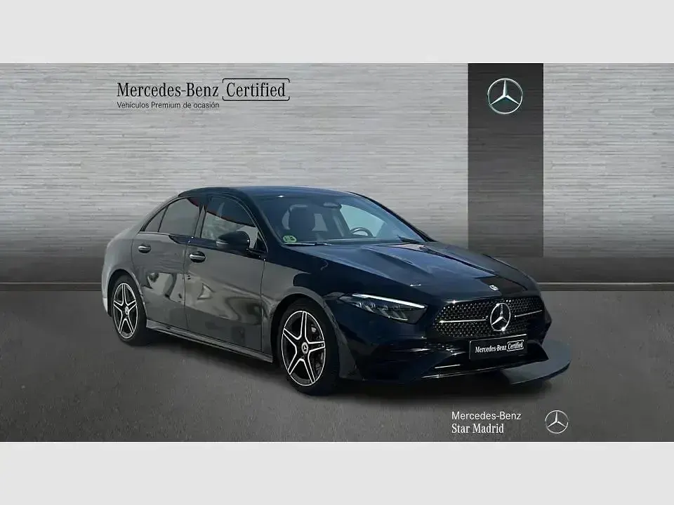 Usado Mercedes A200 150 CV (110 kW) 2025 Negro Berlina