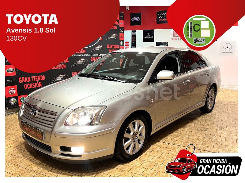 Gris / plata Usado 2005 Toyota Avensis Sol Berlina | 4980 € (Precio justo) - Imagen 1/4