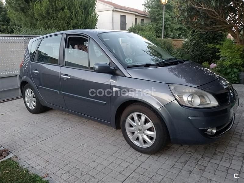 Usado Renault Scénic II Dynamique 150 CV (110 kW) 2008 Azul Monovolumen