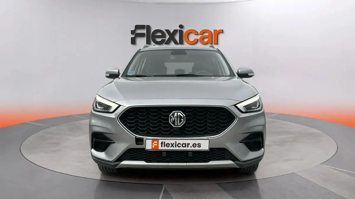 Usado MG ZS Comfort 106 CV (77 kW) 2022 Gris SUV