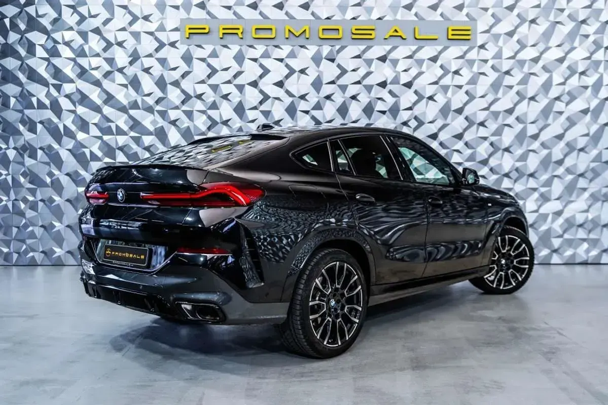 Usado BMW X6 M Sport 381 CV (280 kW) 2024 Negro SUV