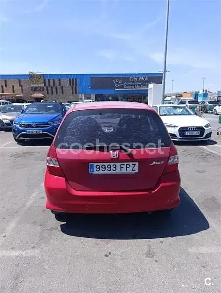 Usado Honda Jazz ES 83 CV (61 kW) 2007 Rojo Utilitario