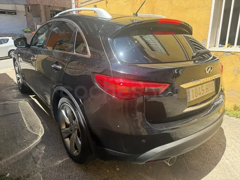 Usado Infiniti QX70 Premium 238 CV (175 kW) 2015 Negro SUV