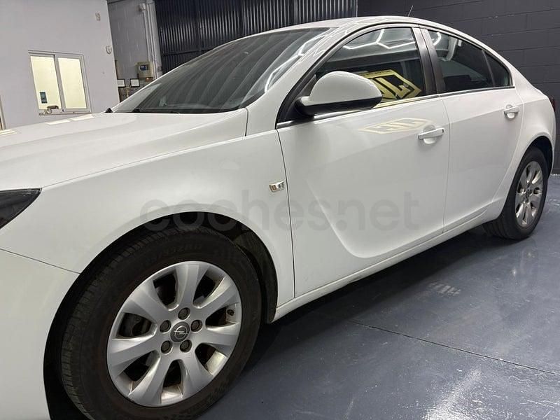 Usado Opel Insignia Selective 136 CV (100 kW) 2017 Blanco Berlina