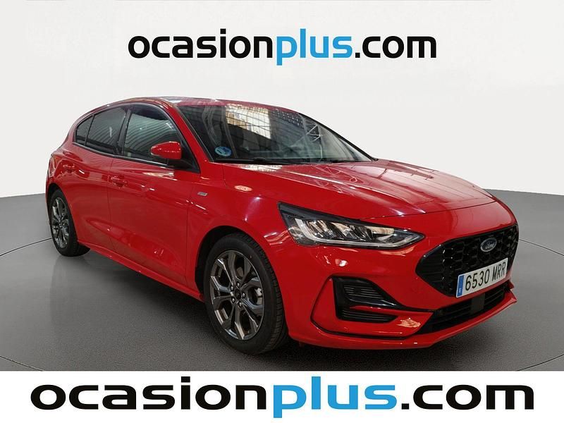 Usado Ford Focus ST-Line 155 CV (114 kW) 2024 Rojo Utilitario
