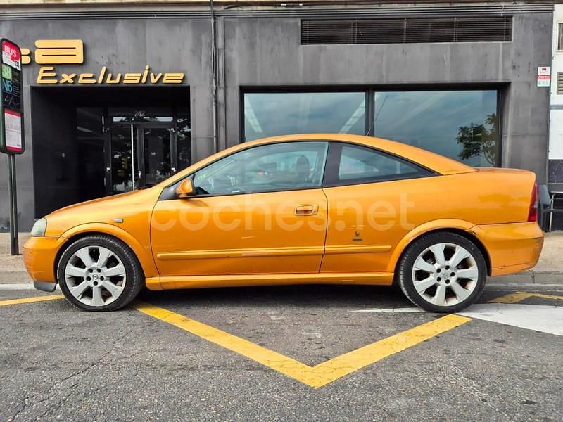 Naranja Usado 2001 Opel Astra Sport Berlina | 2500 € - Imagen 1/4