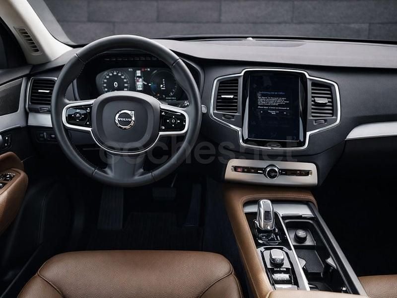 Usado Volvo XC90 Momentum 400 CV (294 kW) 2019 Blanco SUV
