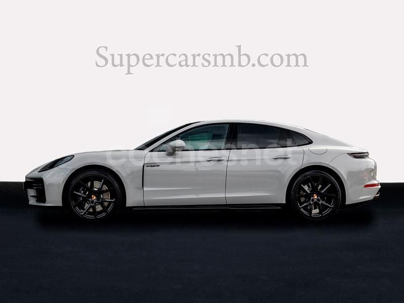 Nuevo Porsche Panamera 4 470 CV (345 kW) 2025 Gris / plata Berlina